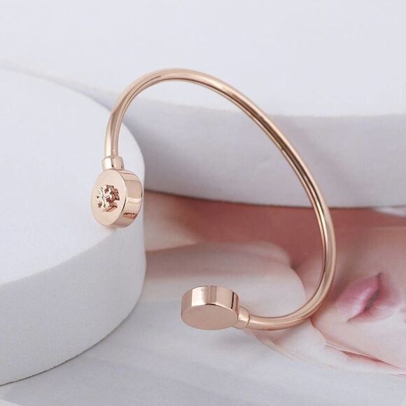 NWOT Tory Burch Rose Gold Logo Round Cuff Bracelet - Picture 3 of 7